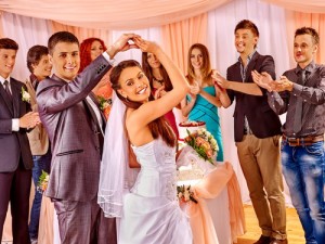 5 Must Have Wedding Playlists